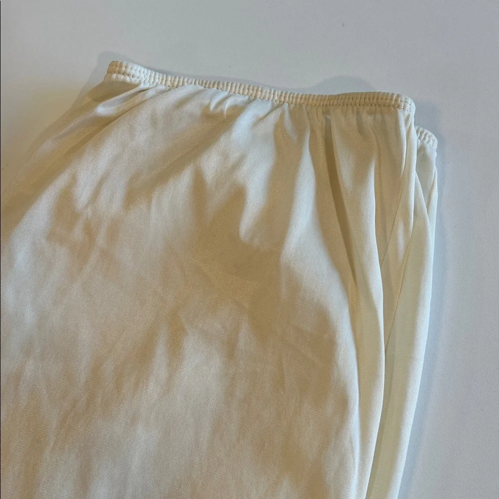 Vintage - pant slip, cream, 24-28” waist‎